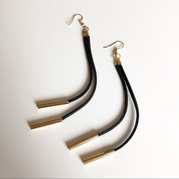 LAST ONE ‼️ Black Leather Gold Dangle Trendy Earrings - Picture 4 of 5